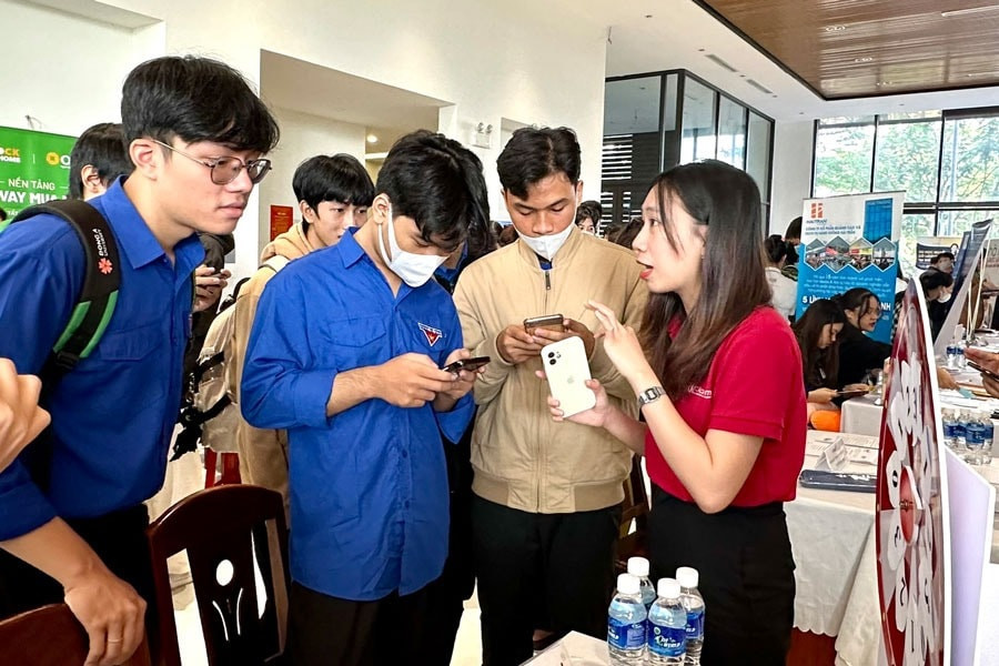 thanh-nien-that-nghiep-2.jpg