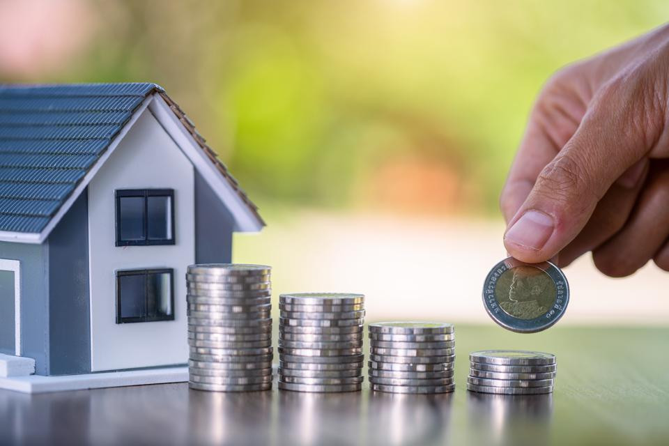 Đề xuất siết cho vay với người mua nhà thứ hai: Ranh giới mong manh giữa đầu tư và đầu cơ bất động sản- Ảnh 2. Đề xuất siết cho vay với người mua nhà thứ hai: Ranh giới mong manh giữa đầu tư và đầu cơ bất động sản- Ảnh 2.