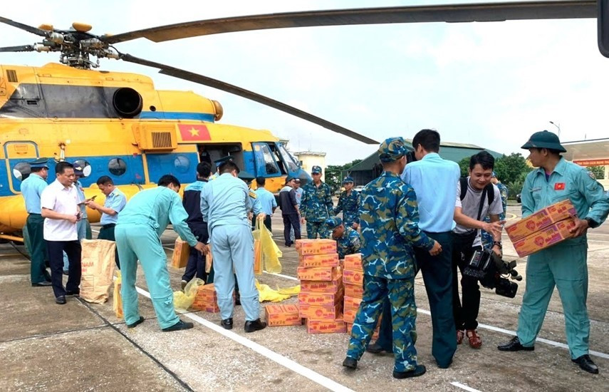 Bộ Quốc phòng huy động 3 trực thăng, thực hiện nhiệm vụ quan trọng ở Lạng Sơn và Cao Bằng - ảnh 1