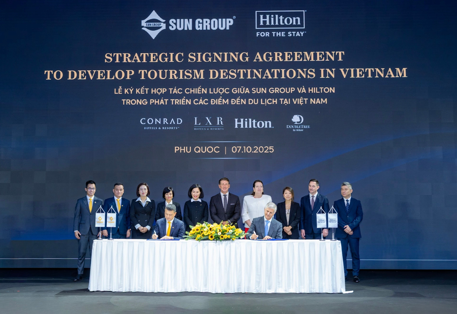 Hình ảnh tại buổi ký kết. Nguồn ảnh: Sun Group