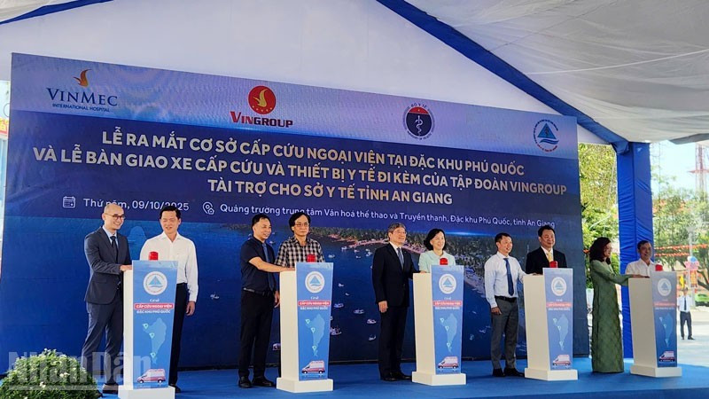 Việt Nam chính thức khai trương Trung tâm Cấp cứu Ngoại viện chuẩn quốc tế đầu tiên - ảnh 1