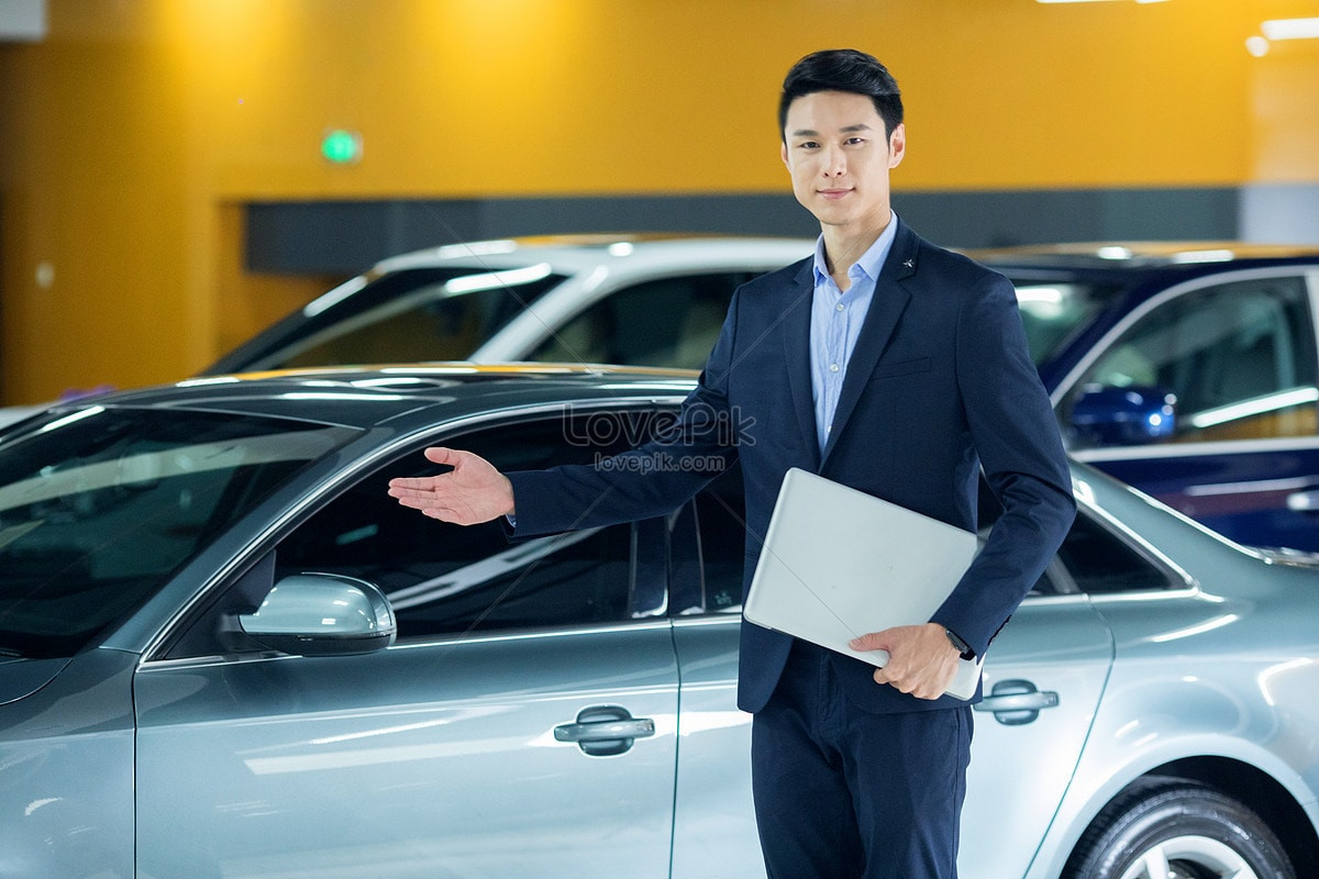 lovepik-car-sales-staff-introduce-cars-picture_500676952.jpg