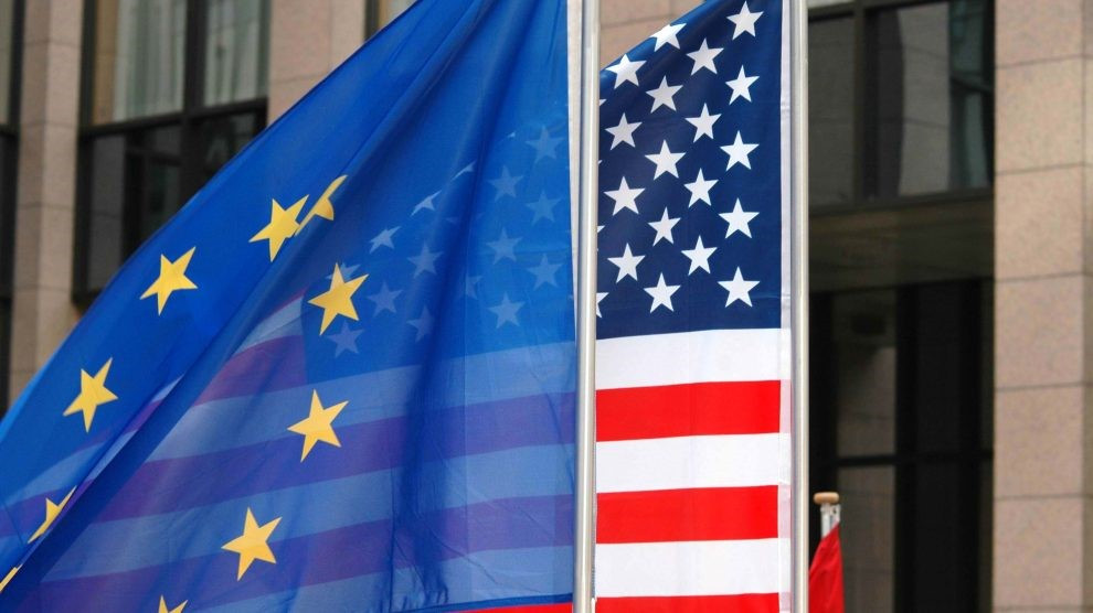 Thỏa thuận thương mại Mỹ - EU rơi vào bế tắc - ảnh 1