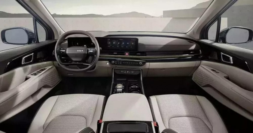 kia-carnival-thacoroyal -3
