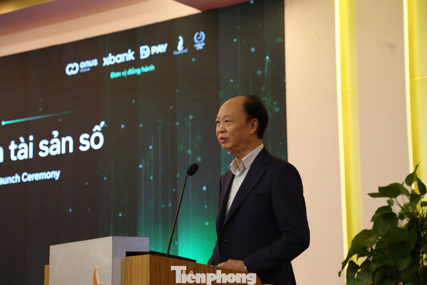 Chủ tịch Liên minh tài sản số Việt Nam Nguyễn Đình Thắng cho rằng nâng cao hiểu biết của cộng đồng giúp tạo ra thị trường tài sản số minh bạch. tp-nen-tang-so-1.jpg
