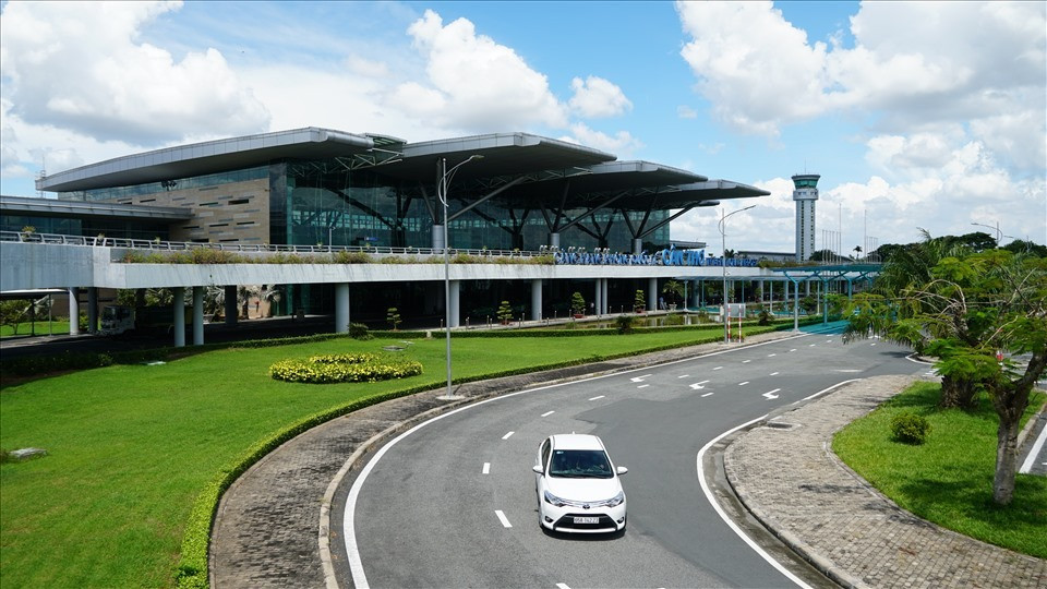 TP lớn thứ 3 cả nước muốn nhanh chóng đẩy nhanh việc lên đời sân bay quốc tế- Ảnh 1. TP lớn thứ 3 cả nước muốn nhanh chóng đẩy nhanh việc lên đời sân bay quốc tế- Ảnh 1.