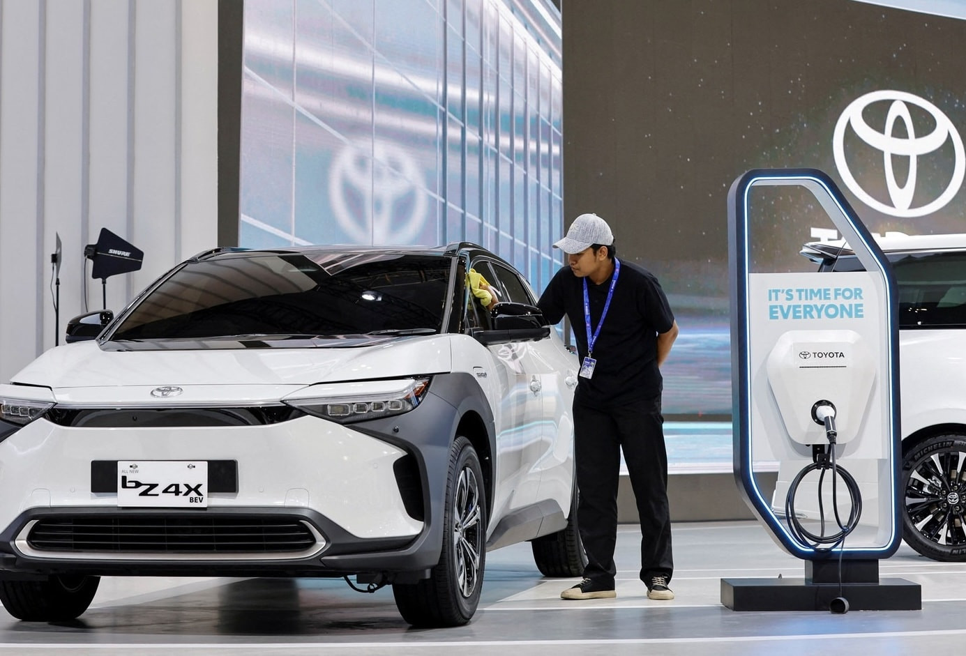 toyota-2.jpg