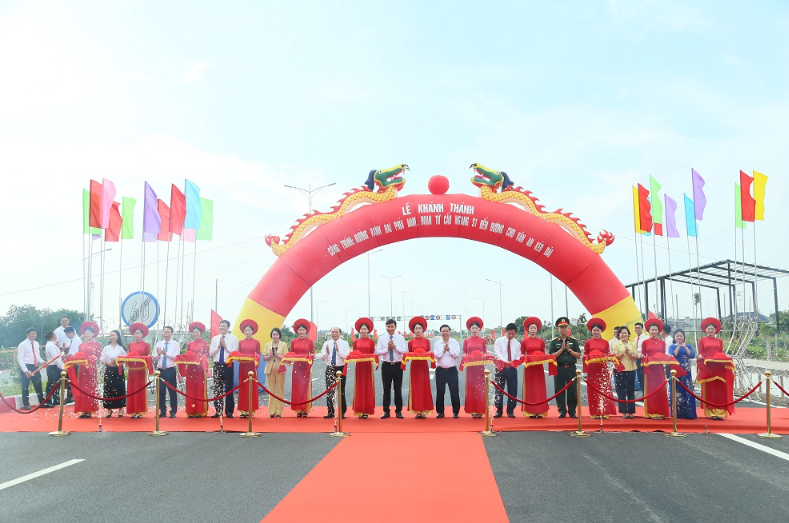 Chính thức thông xe tuyến đường nghìn tỷ tại Thái Bình cũ- Ảnh 1.