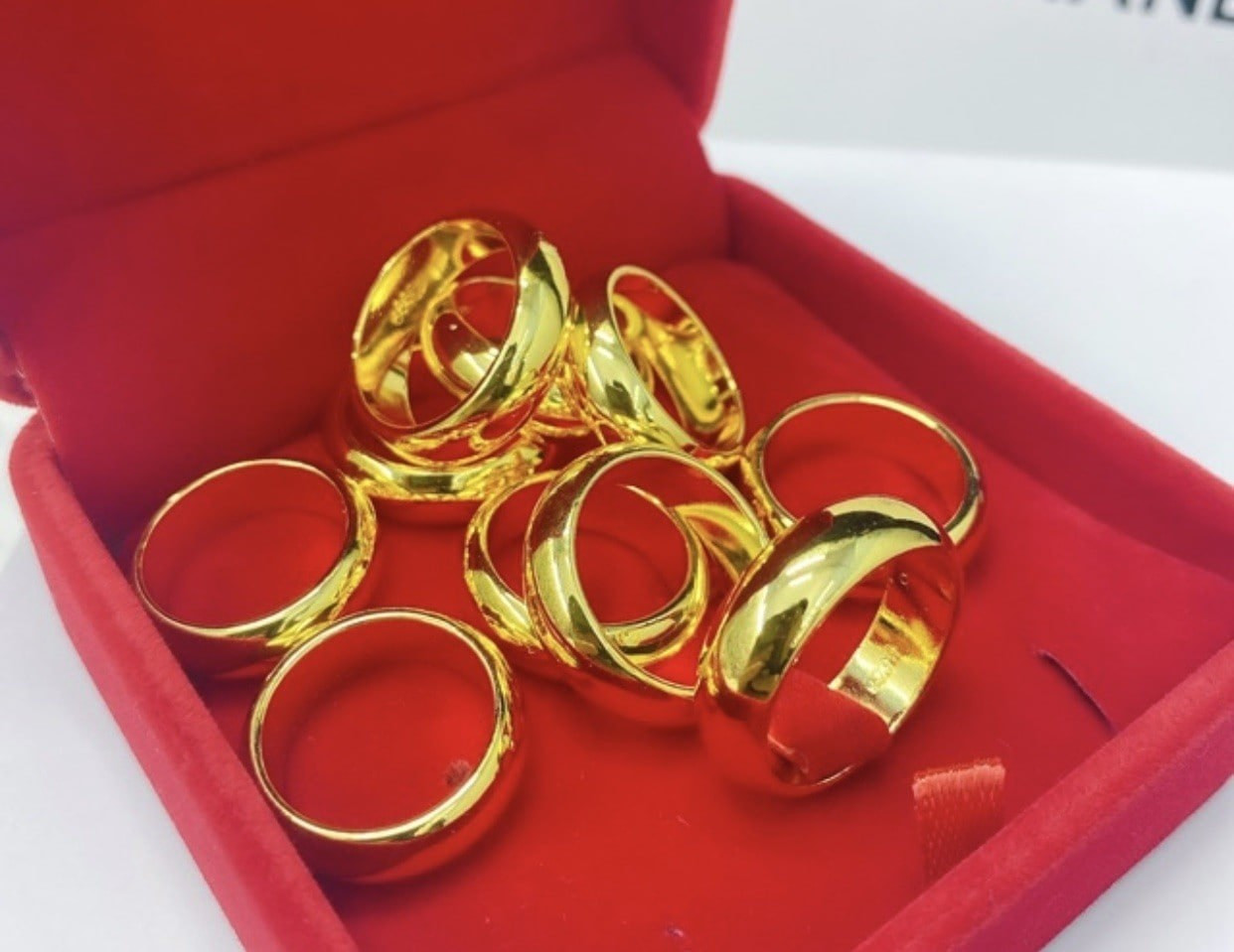 Có đơn vị niêm yết giá vàng nhẫn chỉ thấp hơn vàng miếng 100.000 đồng/lượng. nhan2.jpg