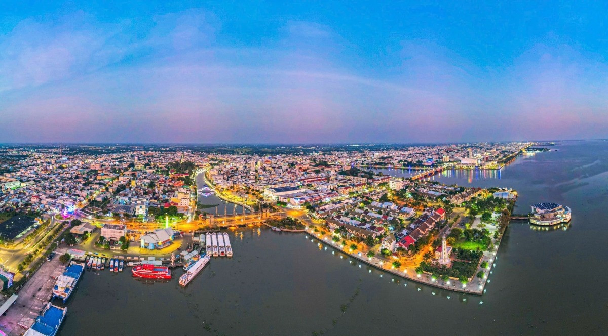 Tỉnh có diện tích lớn nhất vùng ĐBSCL muốn sớm lên đời sân bay hơn 60 năm tuổi- Ảnh 2. Tỉnh có diện tích lớn nhất vùng ĐBSCL muốn sớm lên đời sân bay hơn 60 năm tuổi- Ảnh 2.