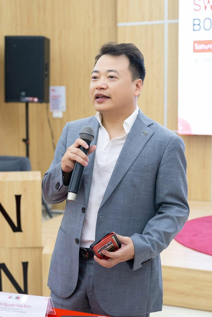 nguoi-thay-shark-binh-lam-tong-giam-doc-tap-doan-nexttech-la-ai-con-lam-chu-doanh-nghiep-nao-1-1759895172-785-width740height1108.jpg