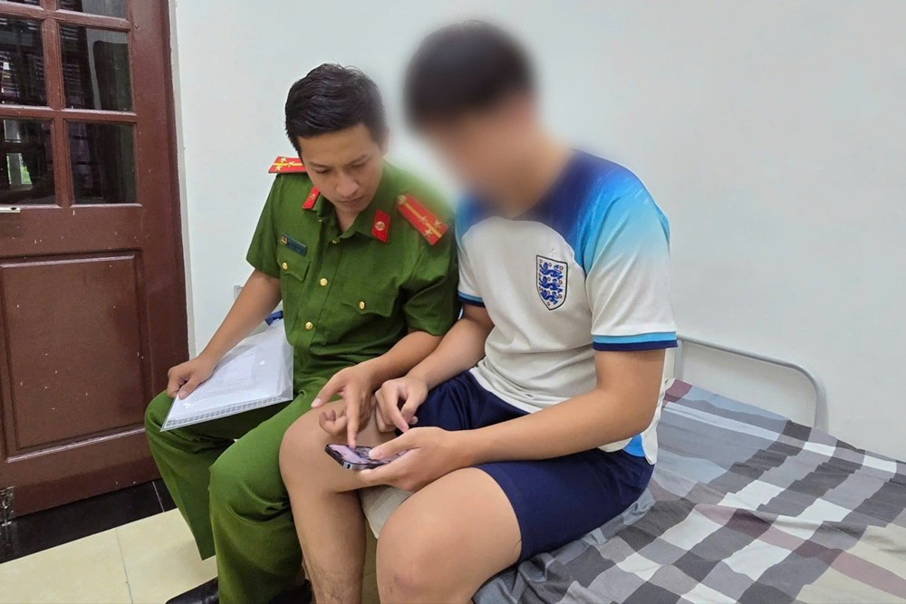 Phòng An ninh mạng công bố chiêu trò lừa đảo nhắm vào nữ sinh, gây thiệt hại gần 19.000 tỷ đồng - ảnh 2