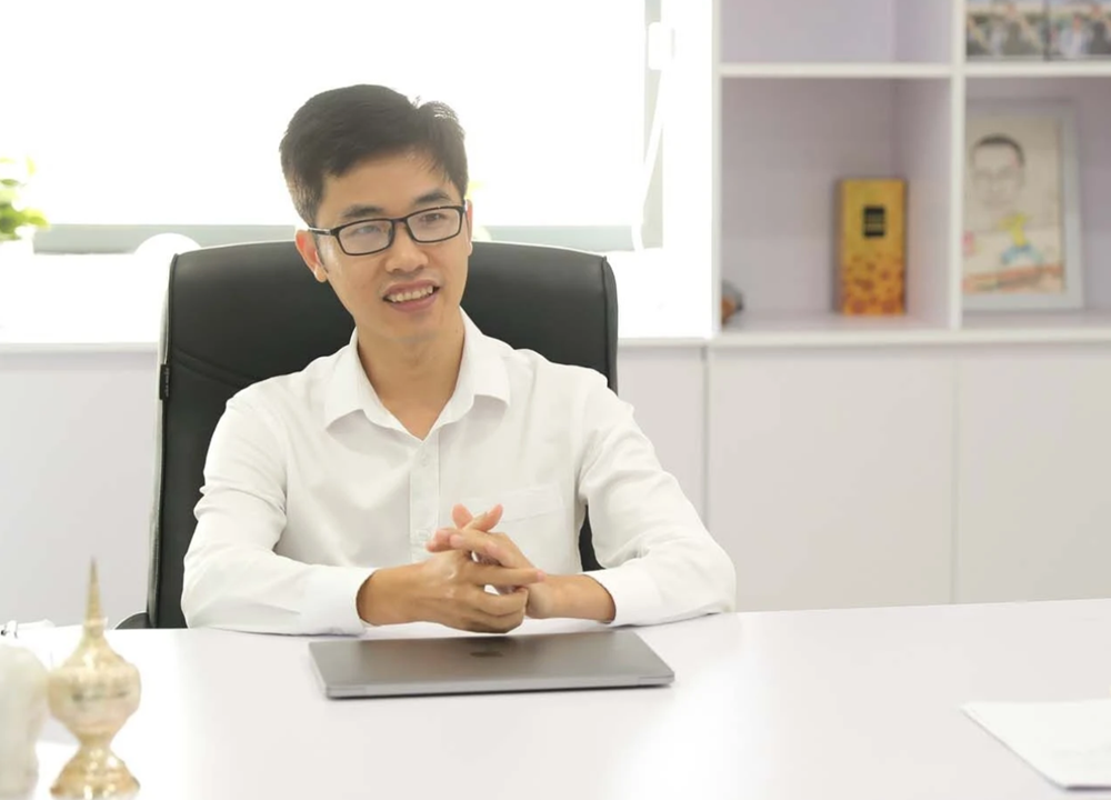 CEO Nguyễn Hữu Tuất - người bị bắt cùng Shark Bình là ai? - ảnh 2