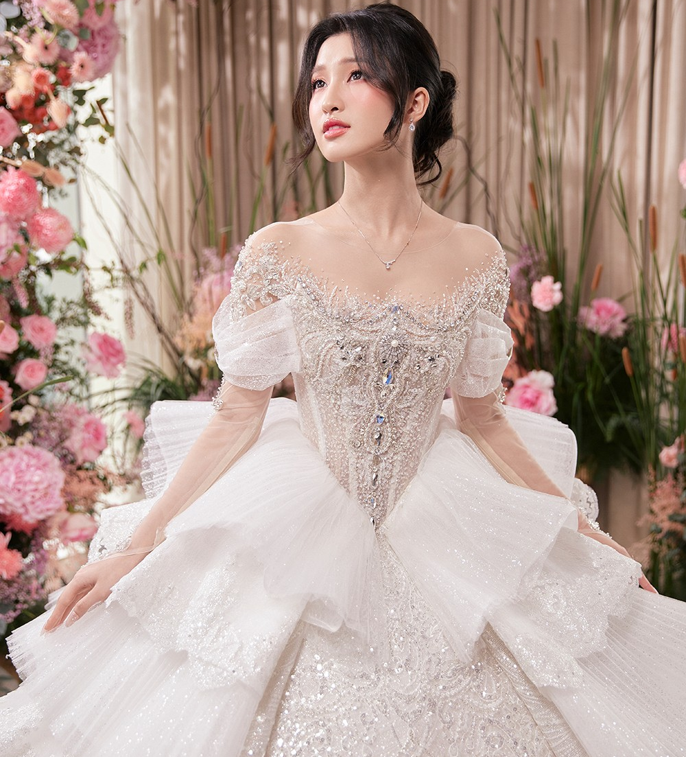 Những nàng hậu Việt làm dâu hào môn: Người là phu nhân gia tộc nổi danh, người bước vào ‘đế chế’ nghìn tỷ - ảnh 3