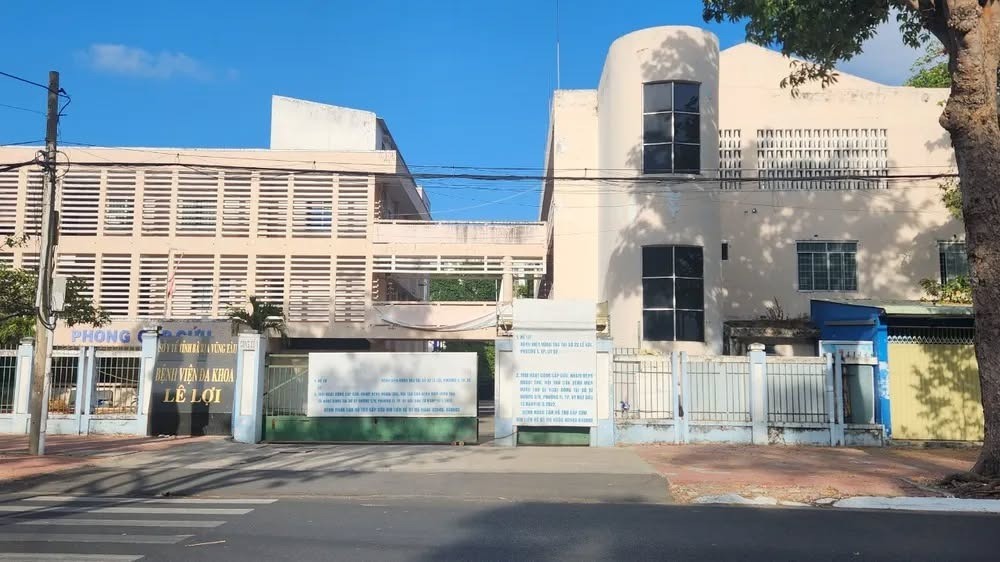 Cảnh hoang lạnh tại 2 bệnh viện bỏ hoang đang được đề xuất ‘tái sử dụng’- Ảnh 3.