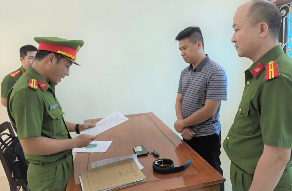 Bắt cựu cán bộ địa chính sinh năm 1987 - ảnh 1