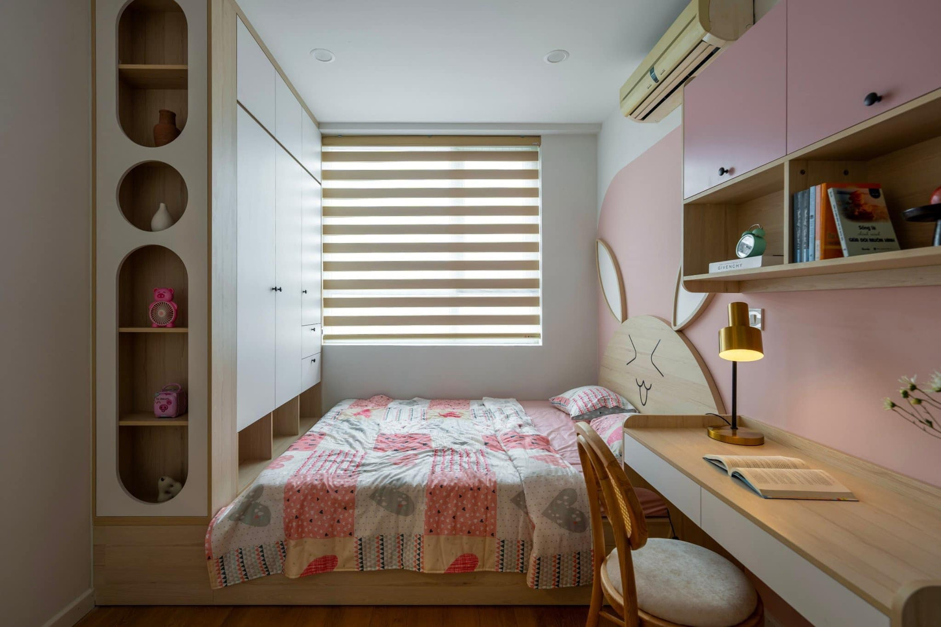 Căn hộ 90m2 tái sinh ngoạn mục: Mộc mạc, ấm cúng và tràn ngập nắng- Ảnh 9.