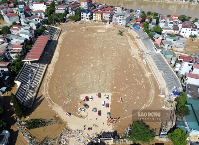 Cảnh tan hoang của sân vận động tại tỉnh biên giới giáp Trung Quốc, nơi Chủ tịch Hồ Chí Minh từng ghé thăm- Ảnh 1. Cảnh tan hoang của sân vận động tại tỉnh biên giới giáp Trung Quốc, nơi Chủ tịch Hồ Chí Minh từng ghé thăm- Ảnh 1.