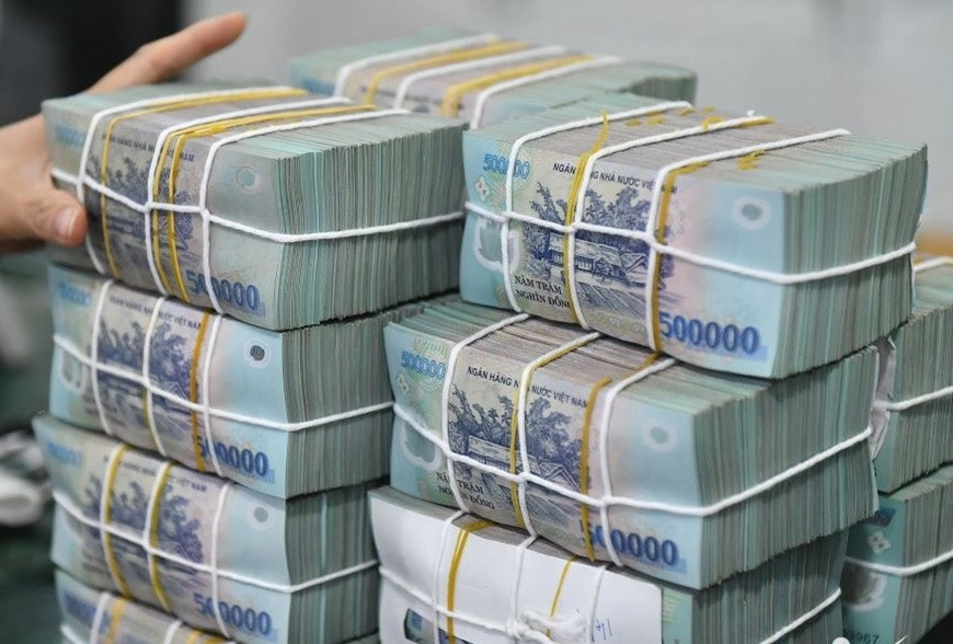 Thu ngân sách nhà nước vượt dự toán, đạt hơn 2 triệu tỷ đồng. AT.jpg