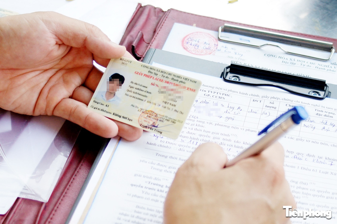Ảnh minh họa. Ảnh: Thanh Hà gplx-the-nhua.jpg