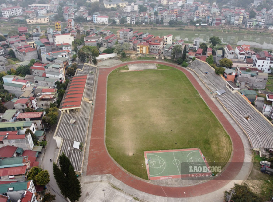 Cảnh tan hoang của sân vận động tại tỉnh biên giới giáp Trung Quốc, nơi Chủ tịch Hồ Chí Minh từng ghé thăm- Ảnh 2. Cảnh tan hoang của sân vận động tại tỉnh biên giới giáp Trung Quốc, nơi Chủ tịch Hồ Chí Minh từng ghé thăm- Ảnh 2.