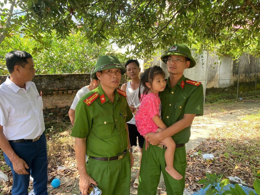 Giải cứu bé gái 4 tuổi ở Bắc Ninh - ảnh 2