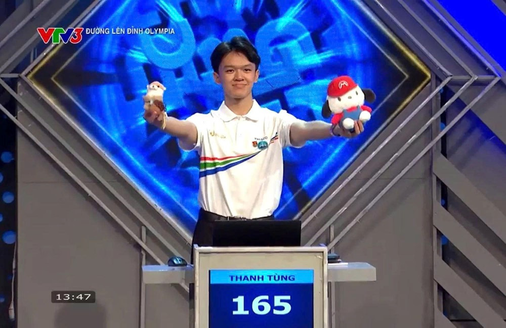 Ngôi trường miền Trung 2 lần đón cầu truyền hình Olympia: 'Lò đào tạo' nhân tài, mang tên nhà bác học lớn nhất Việt Nam thế kỷ XVIII - ảnh 1