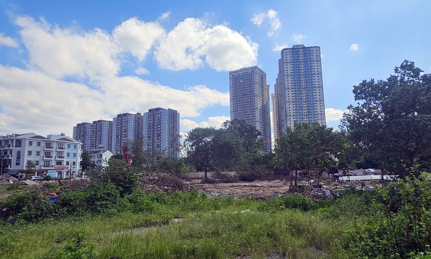 Được biết, từ đầu năm đến nay, nhiều dự án nhà xã hội cho cán bộ chiến sĩ công an tại Thủ đô được khởi công như: dự án F3 Thanh Liệt, dự án Valenta Nguyễn Xiển; dự án tại 275 Nguyễn Trãi... khu-do-thi-moi-dai-kim6.jpg