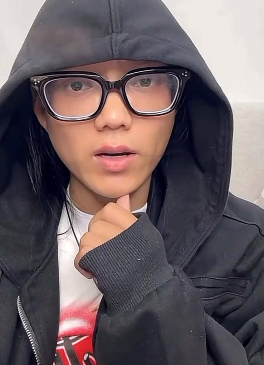 'Chiến thần livestream' Phạm Thoại có động thái mới - ảnh 1