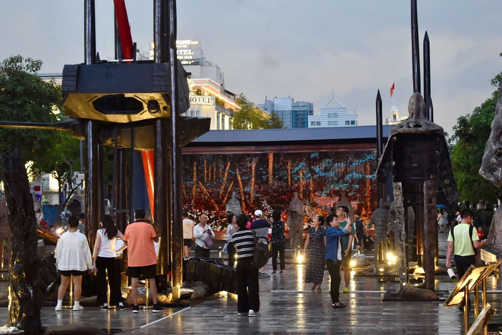 Nghệ sĩ Việt vừa được UNESCO vinh danh: Tác giả triển lãm A50 triệu lượt xem, gương mặt tiêu biểu của nghệ thuật đương đại - ảnh 4