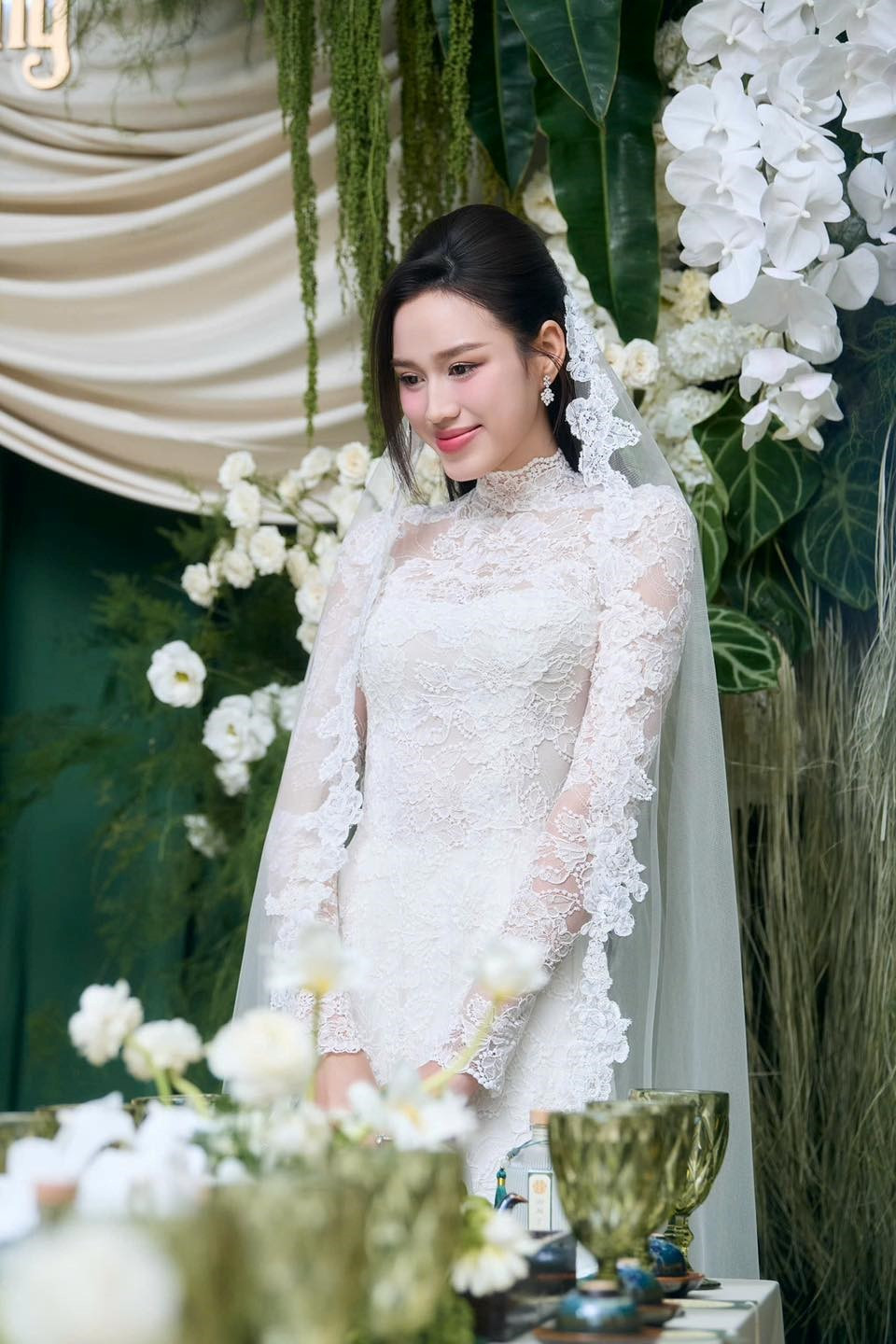 Cận cảnh đám cưới Hoa hậu Đỗ Hà và thiếu gia Tập đoàn Sơn Hải: Rạp cưới 'siêu khủng', khoảng 1.000 khách mời tham dự - ảnh 6