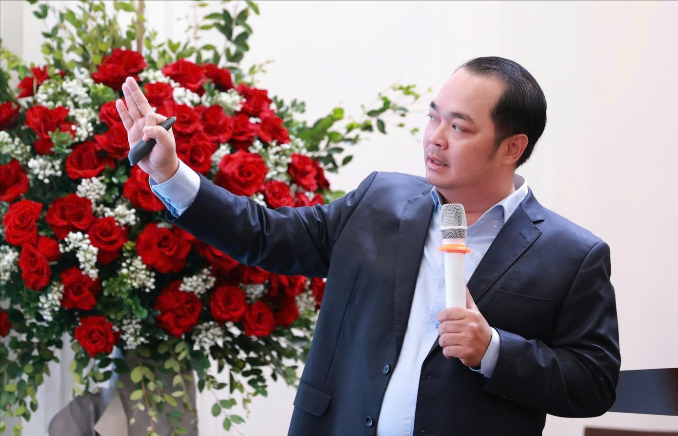 ông Huỳnh Minh Tuấn - nhà sáng lập FIDT. ongt.jpg