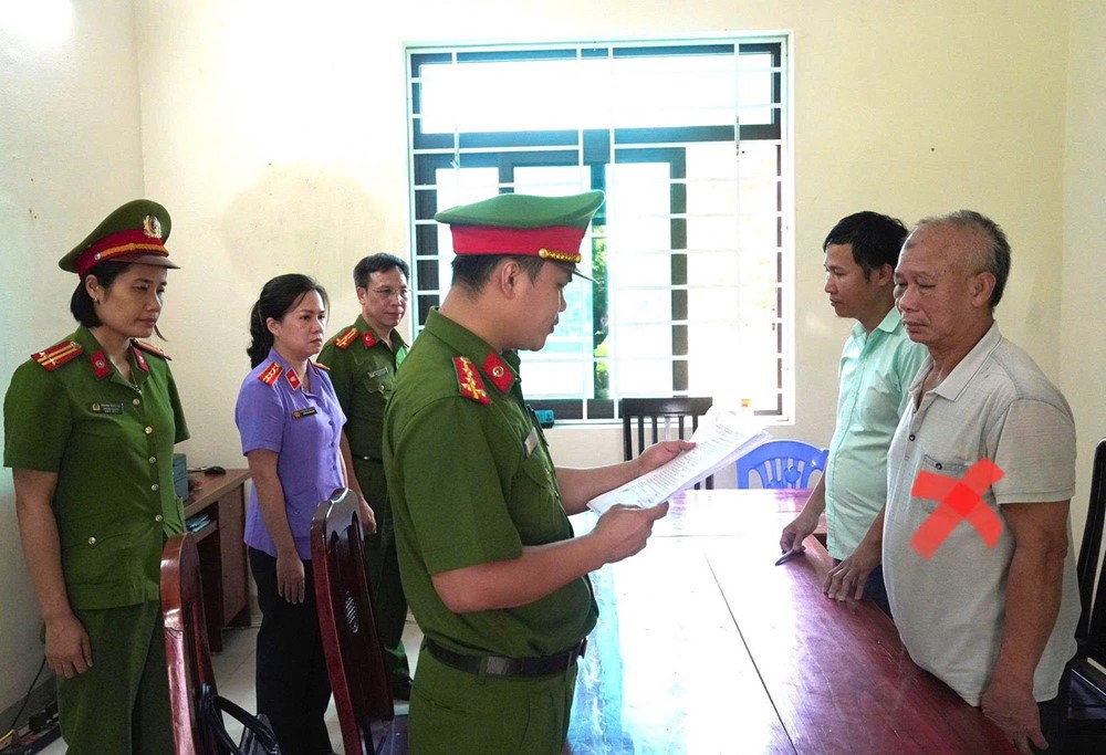 Khởi tố, bắt tạm giam chủ lò mổ Phan Văn Phòng - ảnh 1
