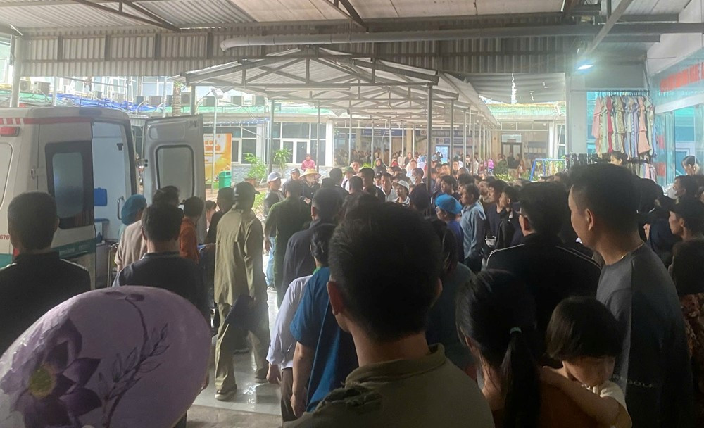 Xác minh ‘nóng’ vụ nhốt và đâm trọng thương hai nhân viên y tế ở Nghệ An - ảnh 3