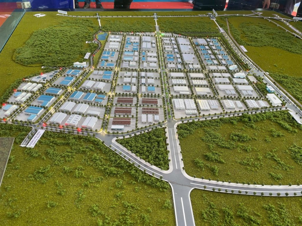Viglacera (VGC) làm việc với Khánh Hòa về dự án Dốc Đá Trắng 288ha, cam kết hoàn thành trước kế hoạch 1 năm