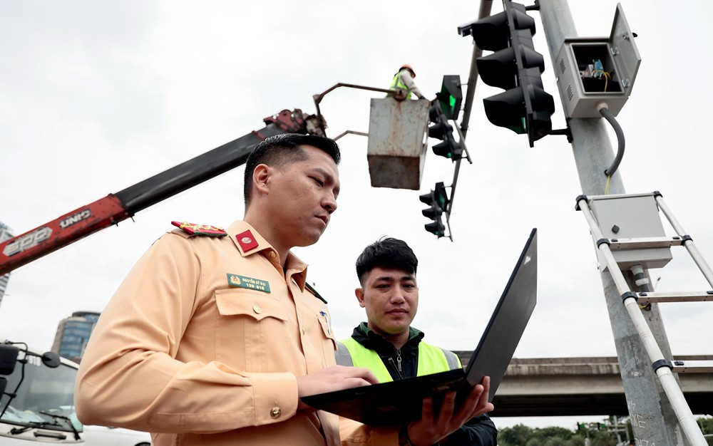 Từ tháng 12, Hà Nội sẽ chính thức vận hành hơn 1.800 camera AI phạt nguội - ảnh 1