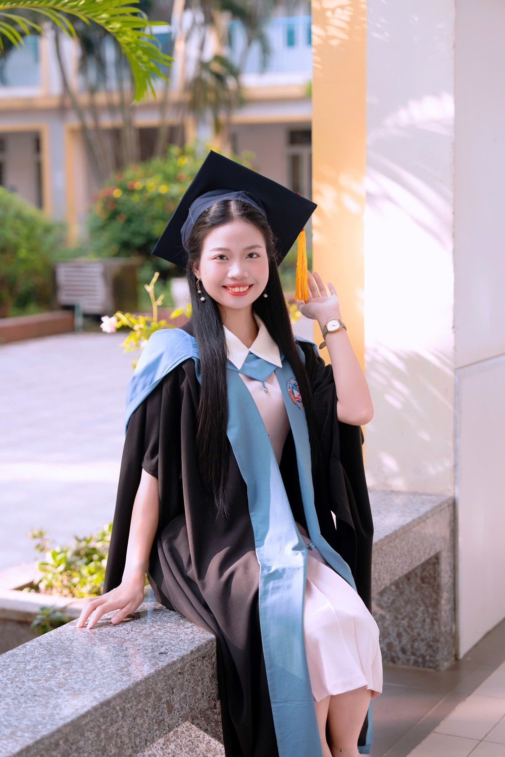 Tiến sĩ SN 2000 trẻ nhất Đại học Kinh tế Quốc dân: Thủ khoa xuất sắc của Thủ đô, nhận học bổng từ quỹ của tỷ phú Phạm Nhật Vượng - ảnh 2