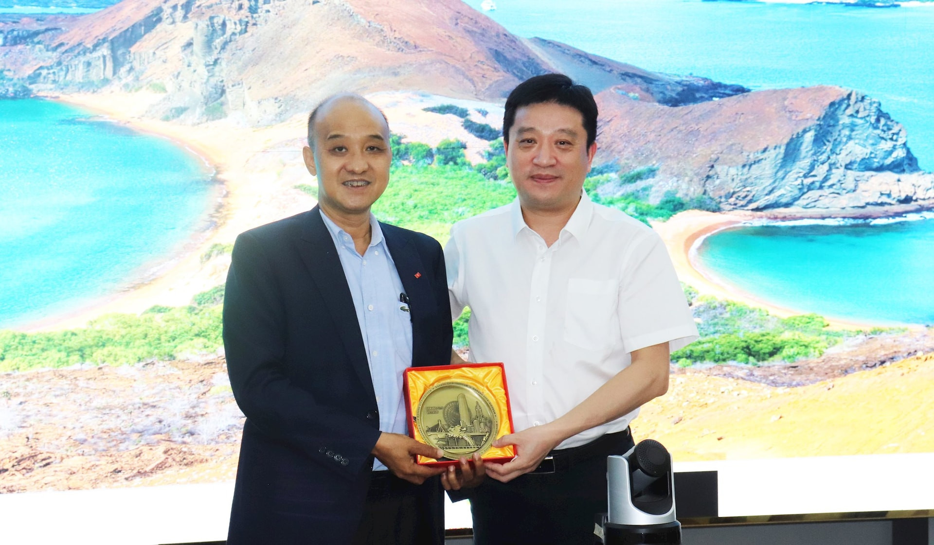 Hình ảnh tại buổi làm việc. Nguồn ảnh: Báo Đà Nẵng Hình ảnh tại buổi làm việc. Nguồn ảnh: Báo Đà Nẵng