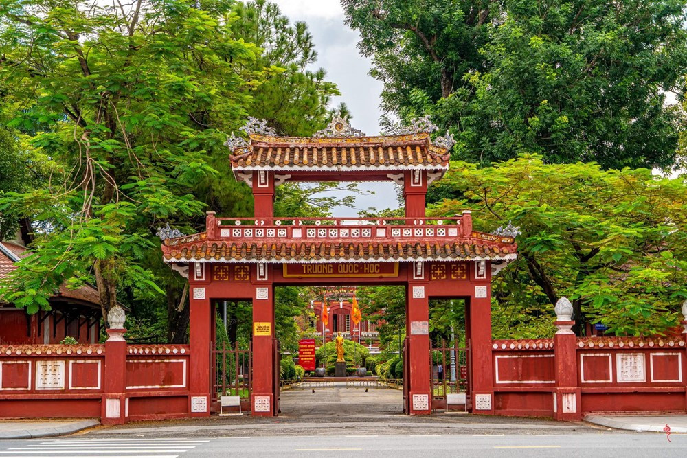 Ngôi trường duy nhất Việt Nam là Di tích Quốc gia đặc biệt: Nơi Bác Hồ từng theo học, lập kỷ lục 8 lần có cầu truyền hình Olympia - ảnh 1