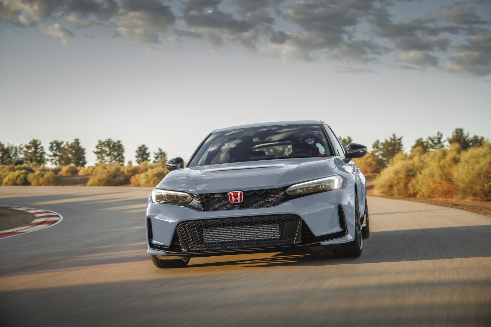honda-civic-type-r-khai-tu-1.jpg