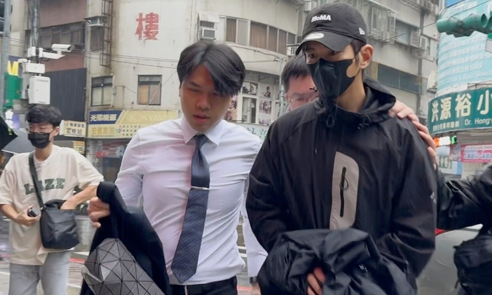 Cấm sóng nam diễn viên 36 tuổi - ảnh 3