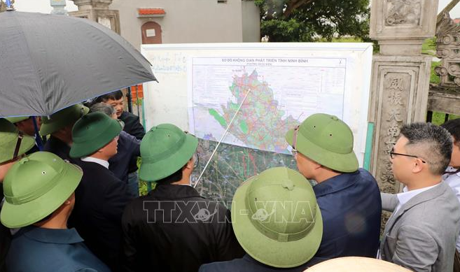 Ninh Bình khảo sát vị trí xây dựng sân bay quốc tế hơn 23.000 tỷ- Ảnh 1. Ninh Bình khảo sát vị trí xây dựng sân bay quốc tế hơn 23.000 tỷ- Ảnh 1.
