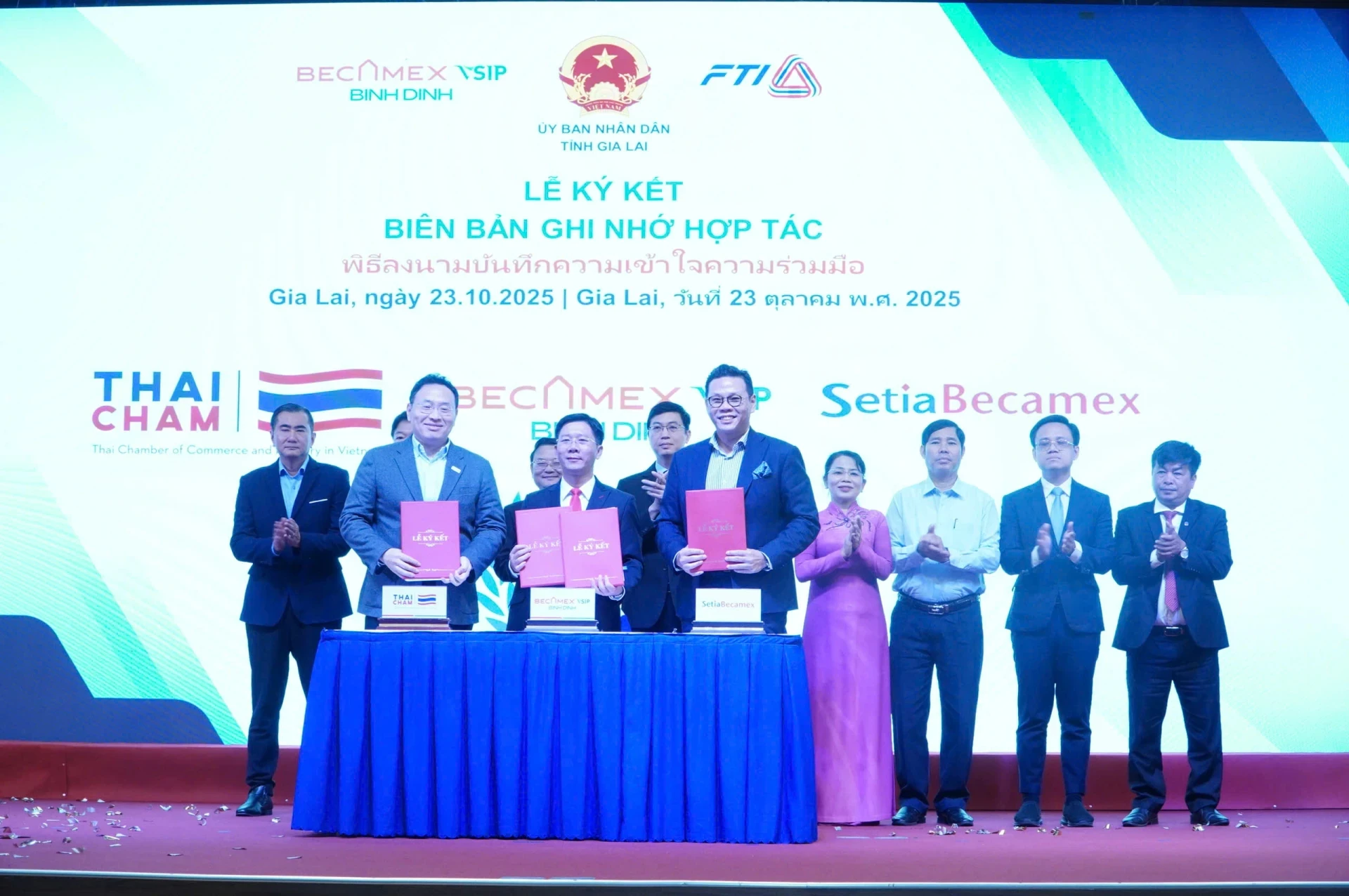 Ông Nguyễn Thế Duy – Phó Chủ tịch HĐQT kiêm Phó Tổng giám đốc Becamex Group, Chủ tịch HĐQT Công ty Cổ phần Becamex Bình Định đại diện ký kết biên bản ghi nhớ hợp tác với Liên đoàn các ngành công nghiệp Thái Lan (FTI)