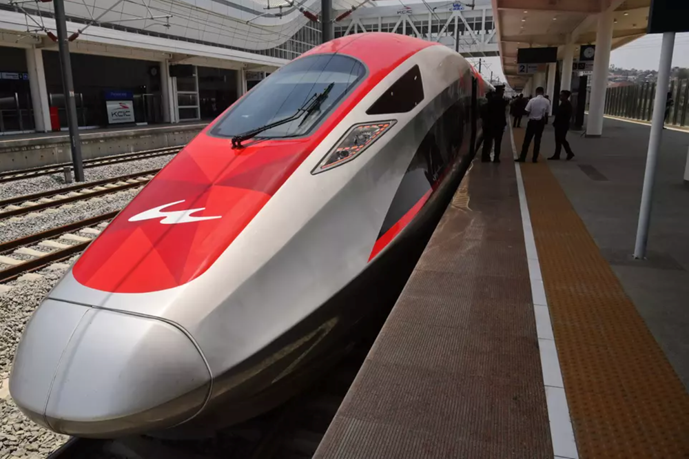 Nền kinh tế lớn nhất Đông Nam Á ‘còng lưng’ trả lãi vay Trung Quốc hơn 3.175 tỷ đồng mỗi năm vì đường sắt cao tốc: Điều tra nghi án tham nhũng - ảnh 1