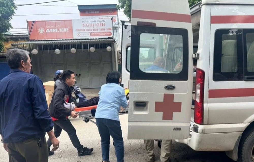 Nữ Giám đốc bệnh viện kịp thời cứu người gặp nạn giữa đường - ảnh 2