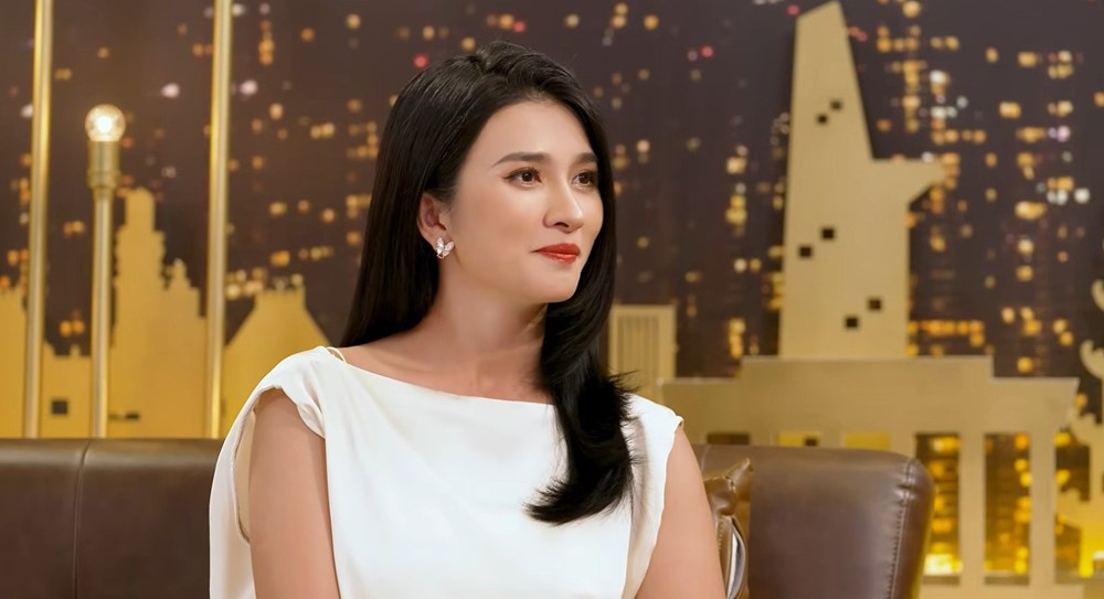 3 mỹ nhân Việt kết hôn ở tuổi 19 rồi ly hôn chóng vánh: Người được phong NSƯT, người ở nhà phố 100m2, là bà chủ của 3 công ty lớn - ảnh 1