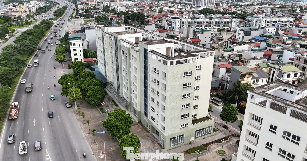 Người dân tại quảng trường phía Đông hồ Hoàn Kiếm được mua căn hộ tái định cư từ 28 triệu đồng/m2