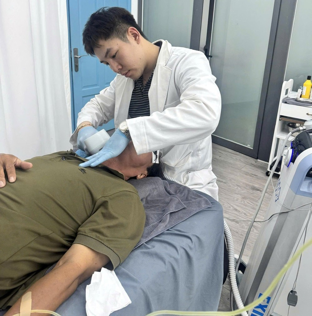 Đề nghị ai là nạn nhân của 'bác sĩ' Nguyễn Văn Trường, khẩn trương liên hệ công an qua số 0693.188.504 - ảnh 2