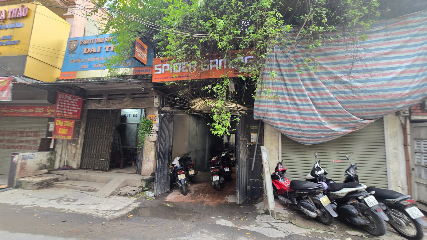 Các hộ dân thuộc diện GPMB dự án đường Vành đai 1, đoạn Hoàng Cầu- Voi Phục chưa bàn giao mặt bằng 1000030121.jpg