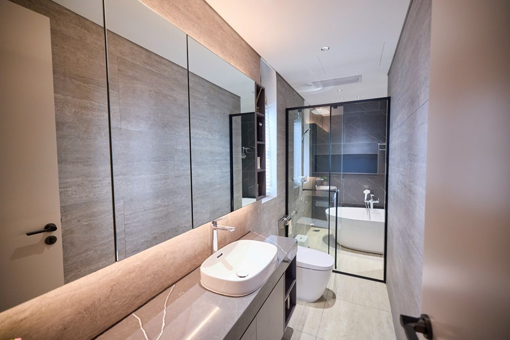 Tài sản của Đoàn Văn Hậu - Doãn Hải My sau 2 năm kết hôn: Tậu biệt thự hai mặt tiền trị giá 40 tỷ đồng, xế hộp hạng sang - ảnh 2